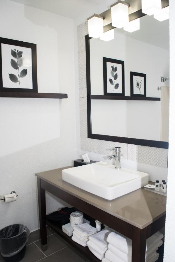 Country Inn & Suites By Radisson, Freeport, Il Ngoại thất bức ảnh