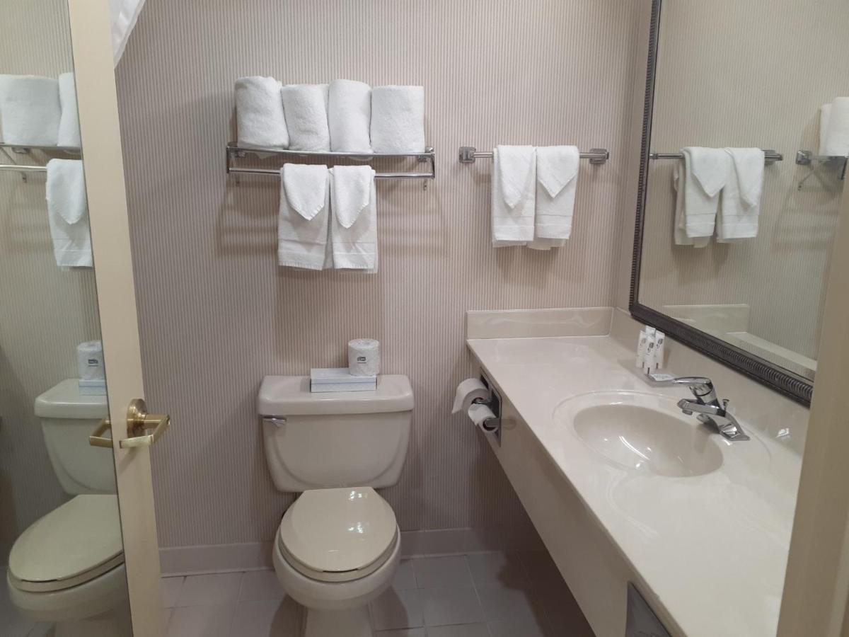 Country Inn & Suites By Radisson, Freeport, Il Ngoại thất bức ảnh
